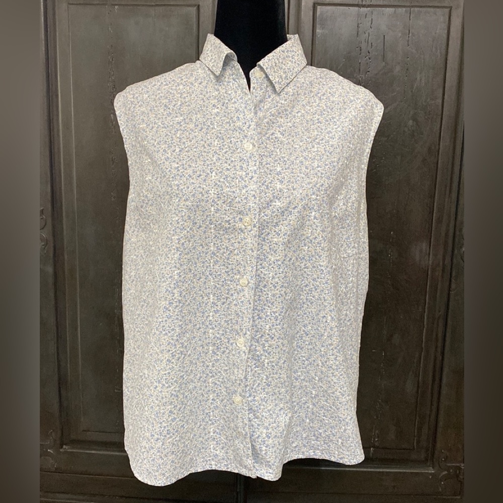 Bugle Boy Floral Button Down Shirt in White and Blue